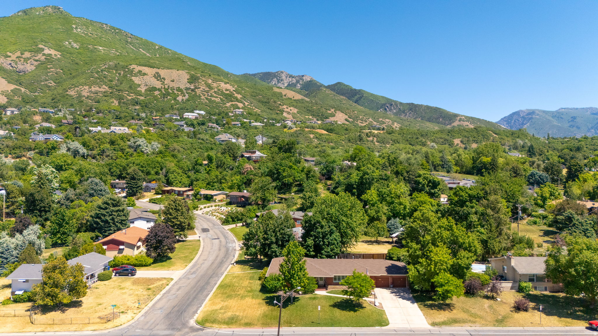COLLEGE HEIGHTS - Residential