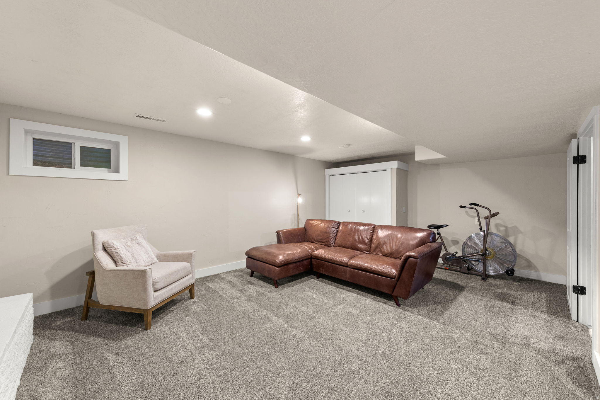 COLLEGE HEIGHTS - Residential