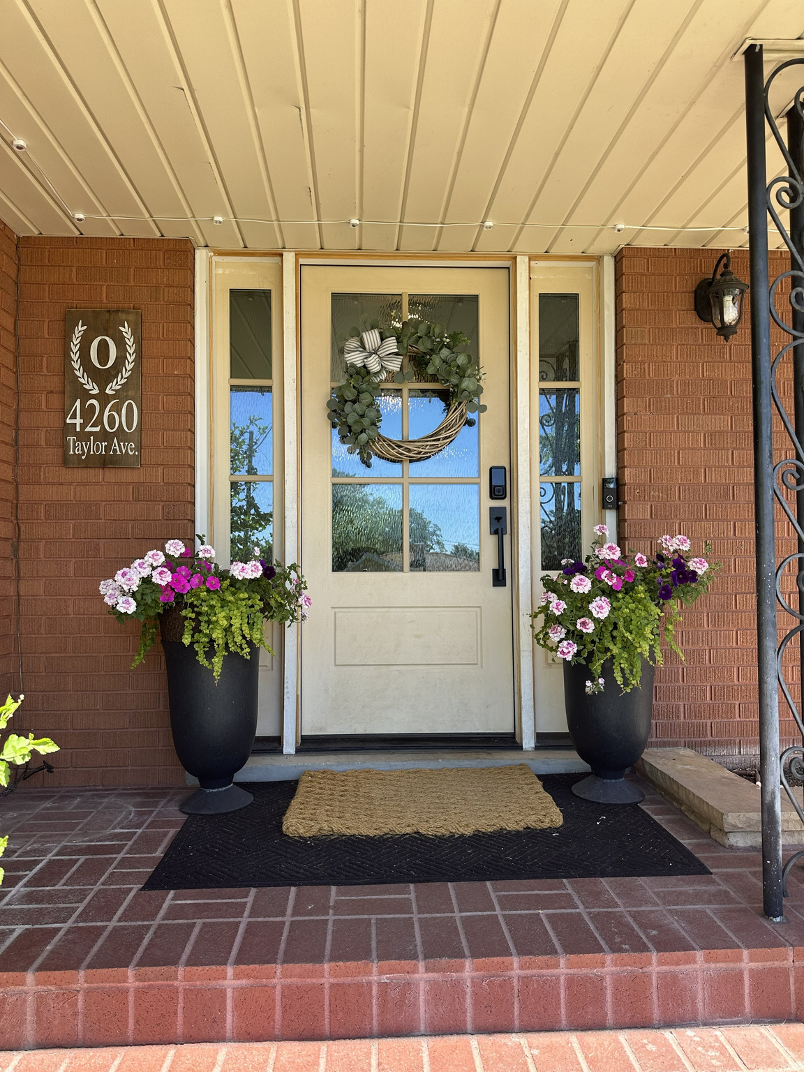COLLEGE HEIGHTS - Residential