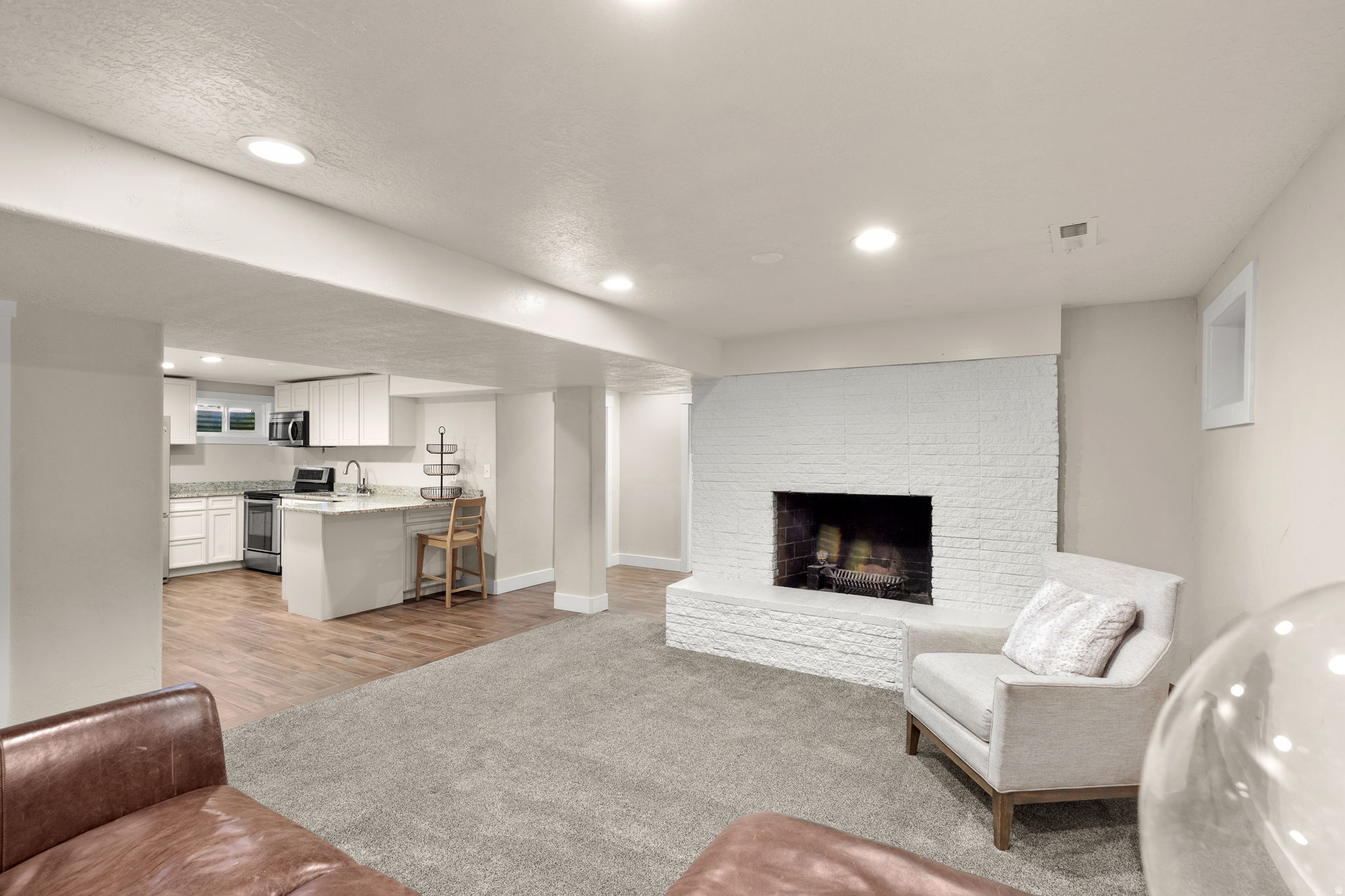 COLLEGE HEIGHTS - Residential