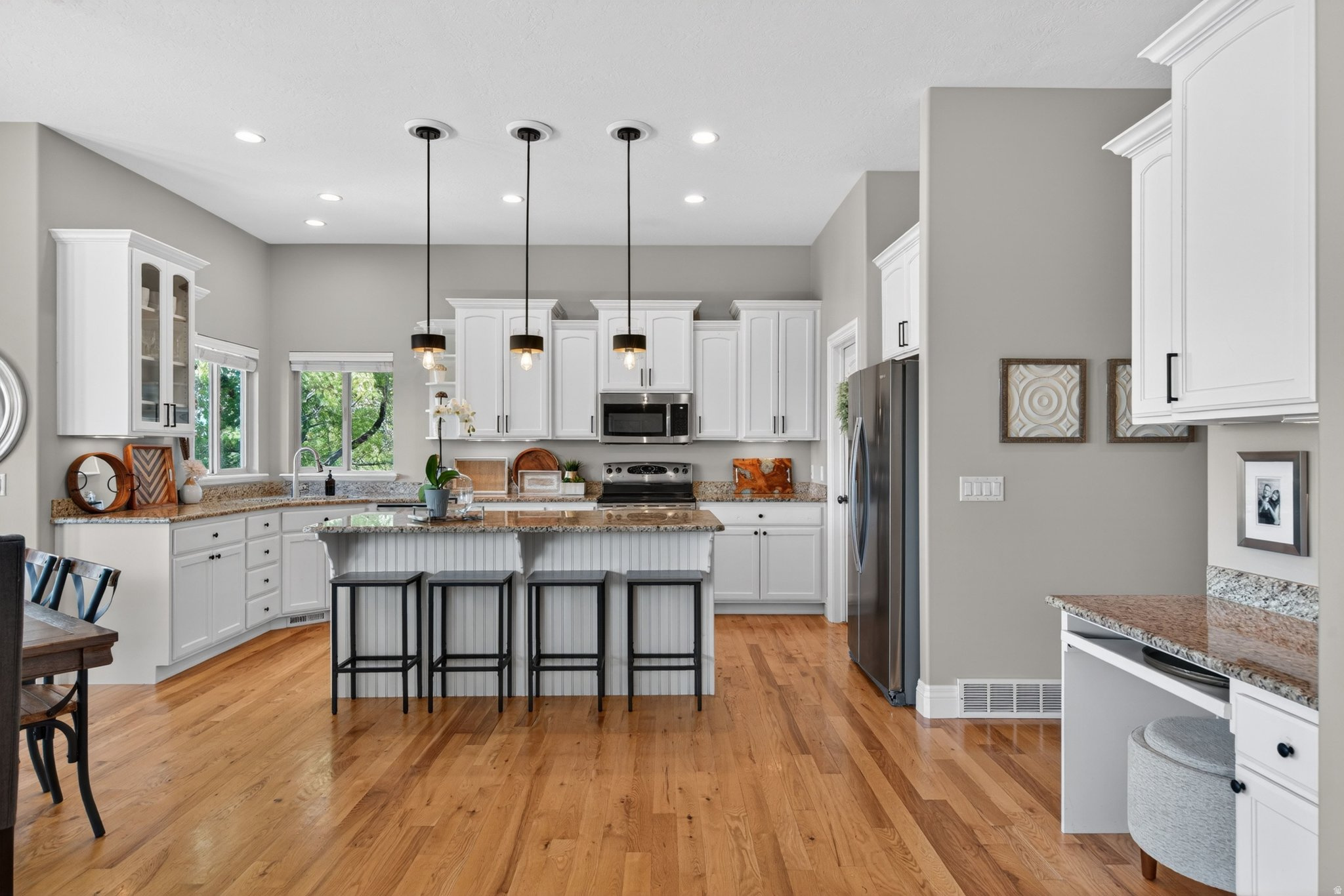 SPRING VIEW FARMS - Residential