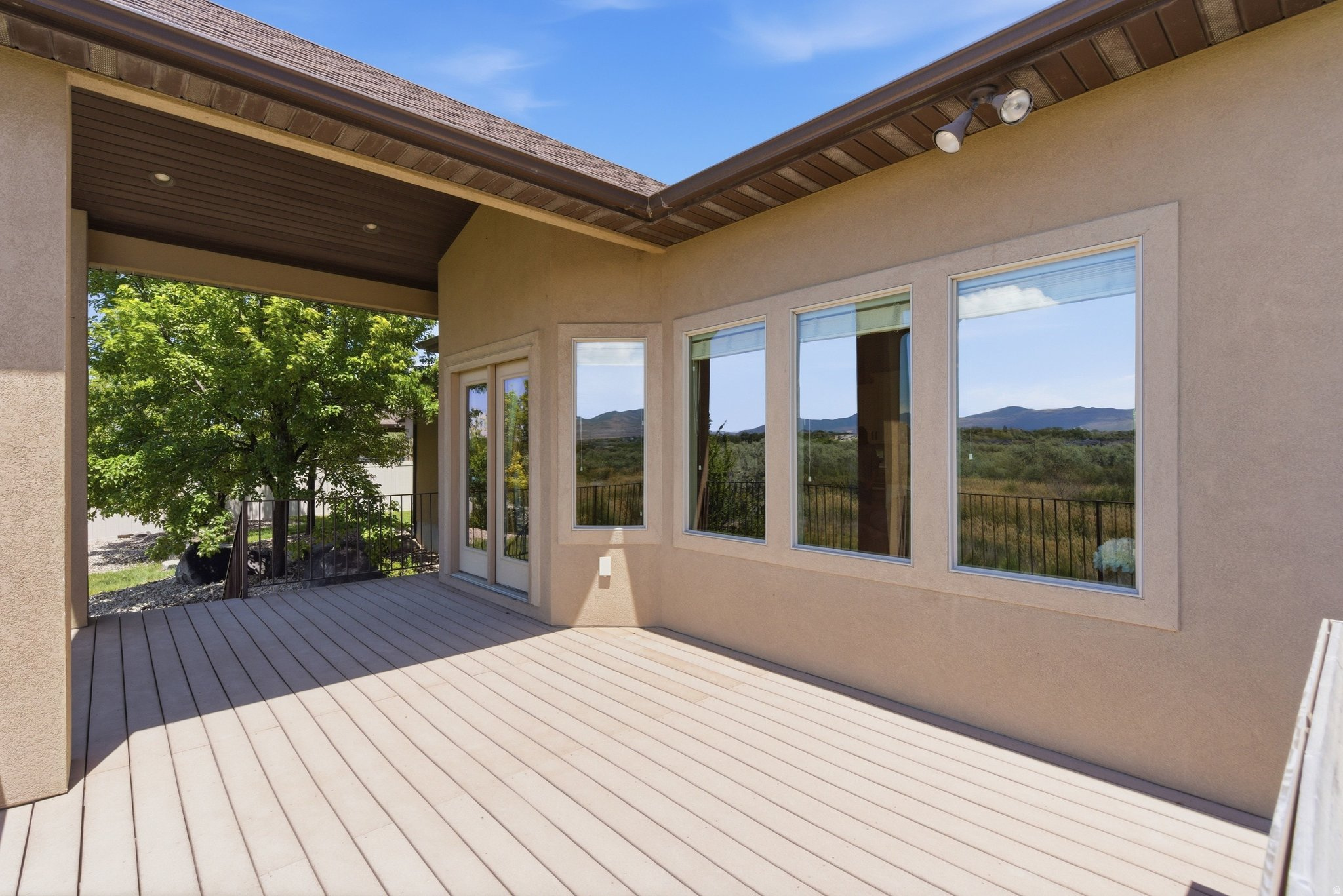 SPRING VIEW FARMS - Residential