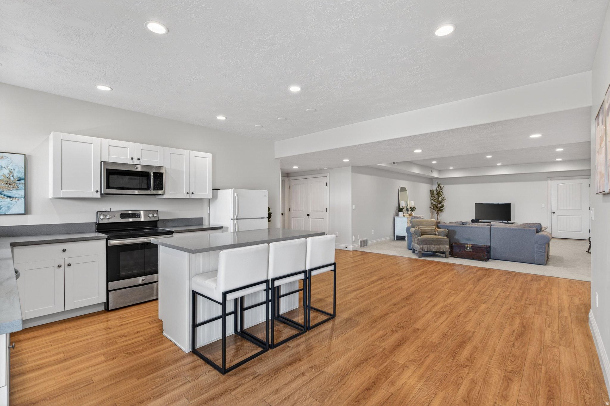 SPRING VIEW FARMS - Residential