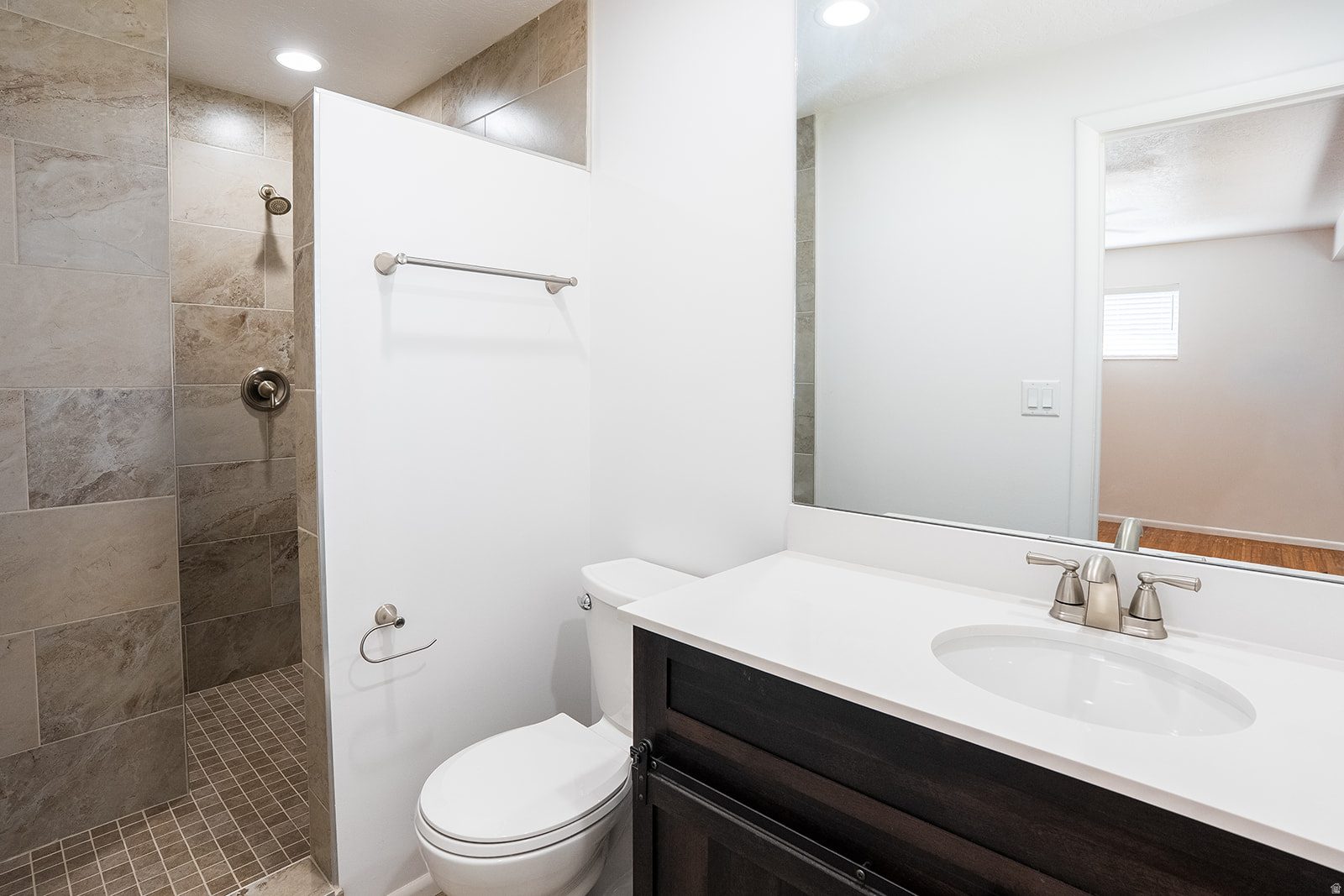 EAST CREST ESTATES - Residential