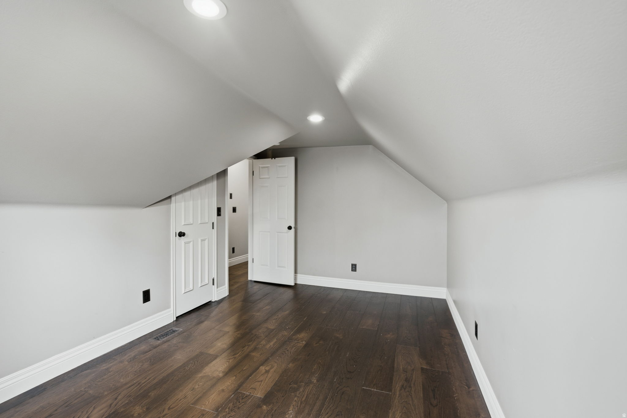 THE AVENUES - Residential