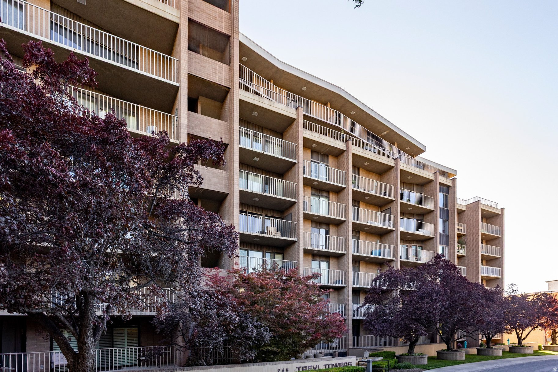 TREVI TOWERS CONDM - Residential Lease