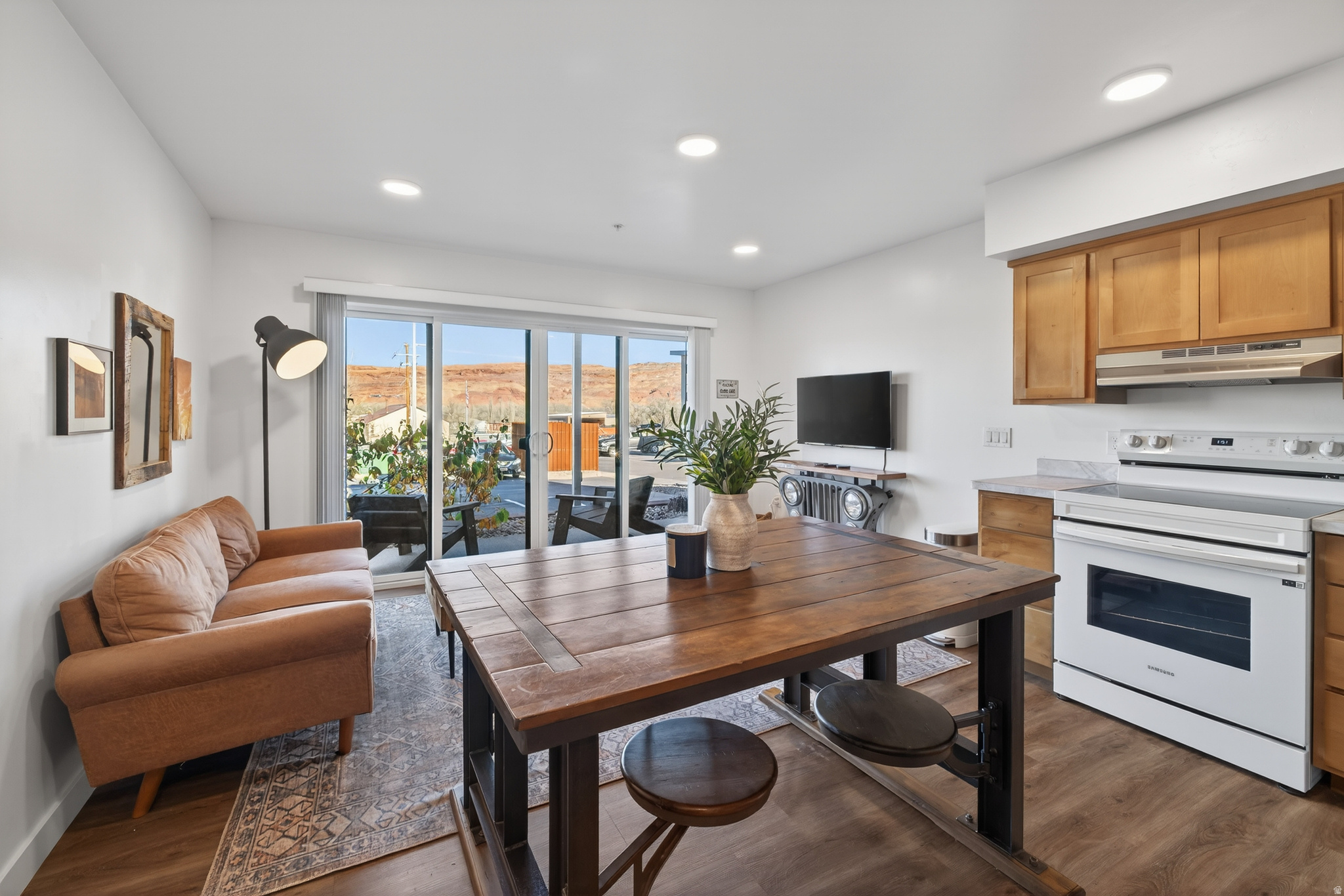KANE CREEK CONDOS - Residential