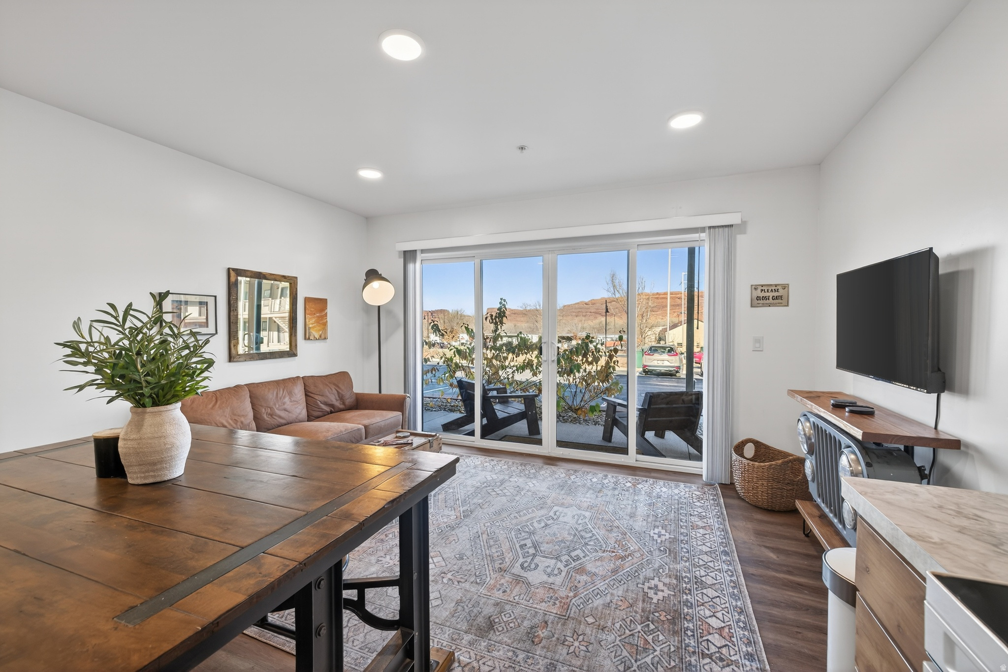 KANE CREEK CONDOS - Residential