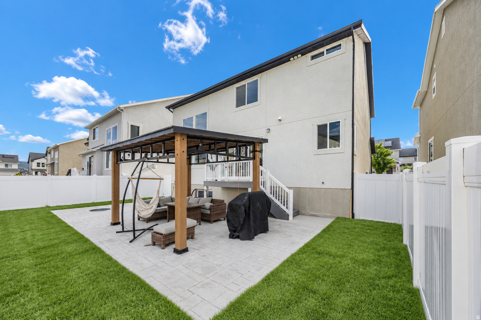 COPPER FIELDS - Residential