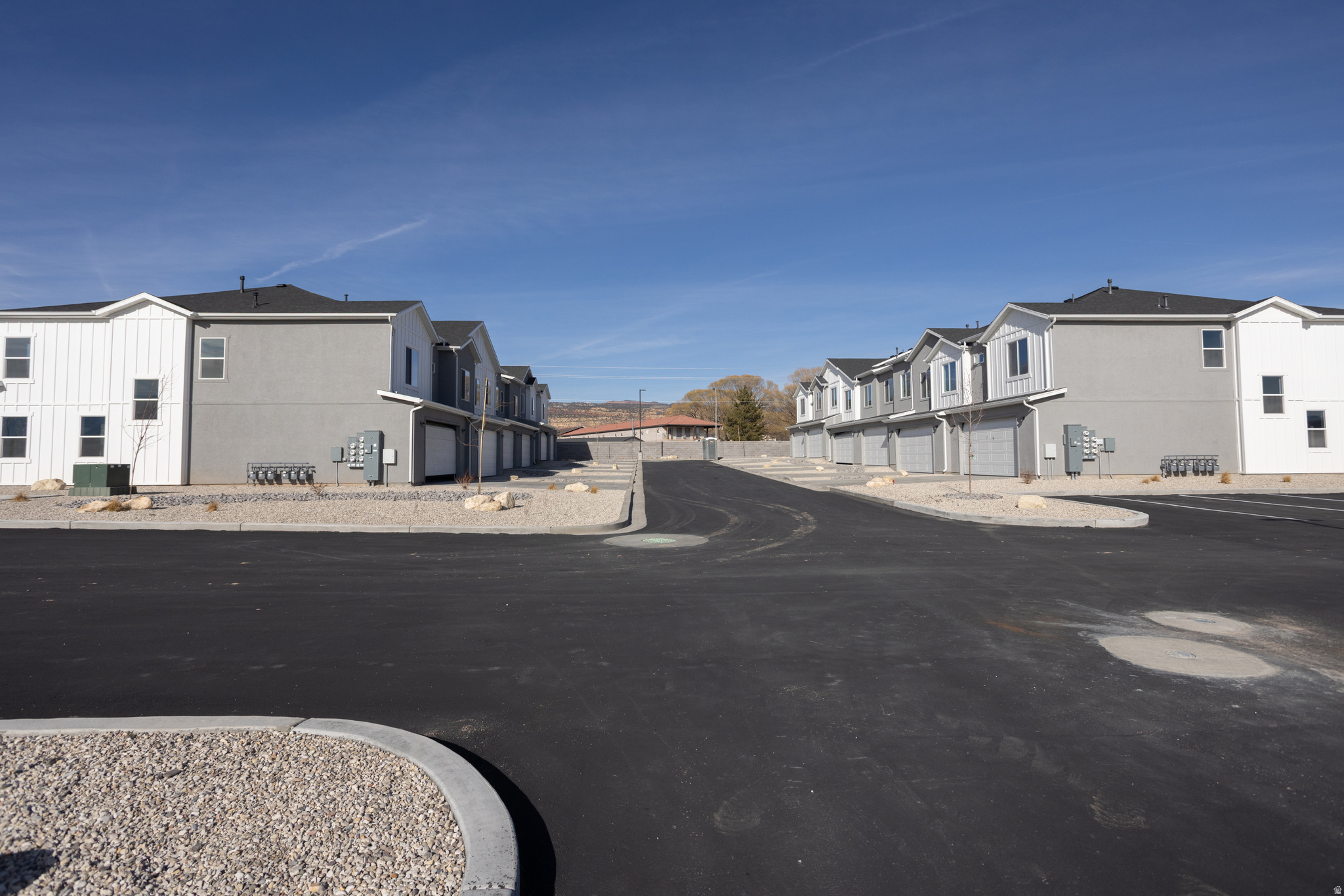 COVE MOUNTAIN VILLAGE TOWNHOMES - Residential