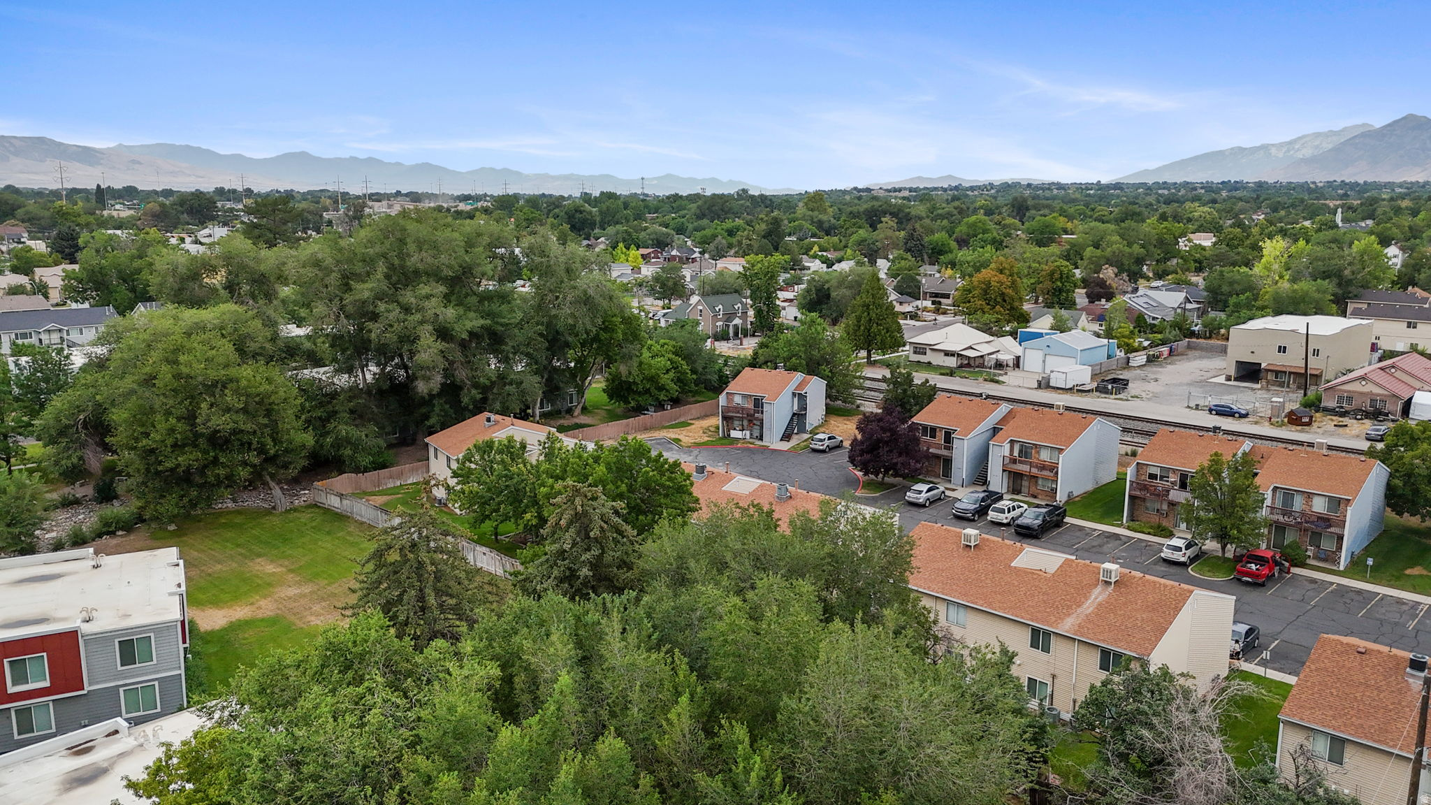 MADISON PARK - Residential