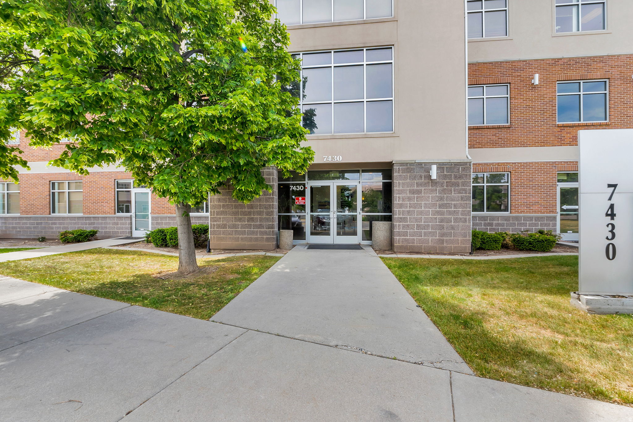 CREEK ROAD - Commercial Lease