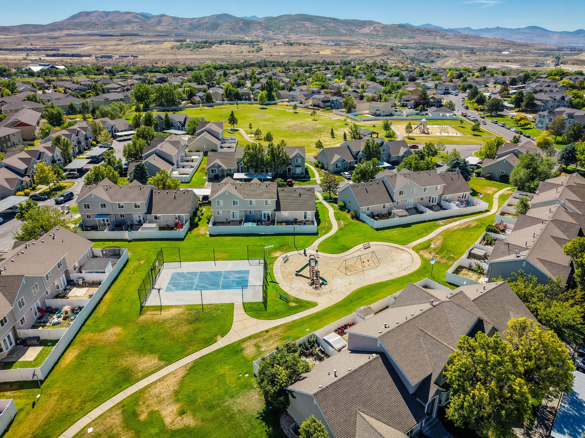 PILGRIMS LANDING - Residential