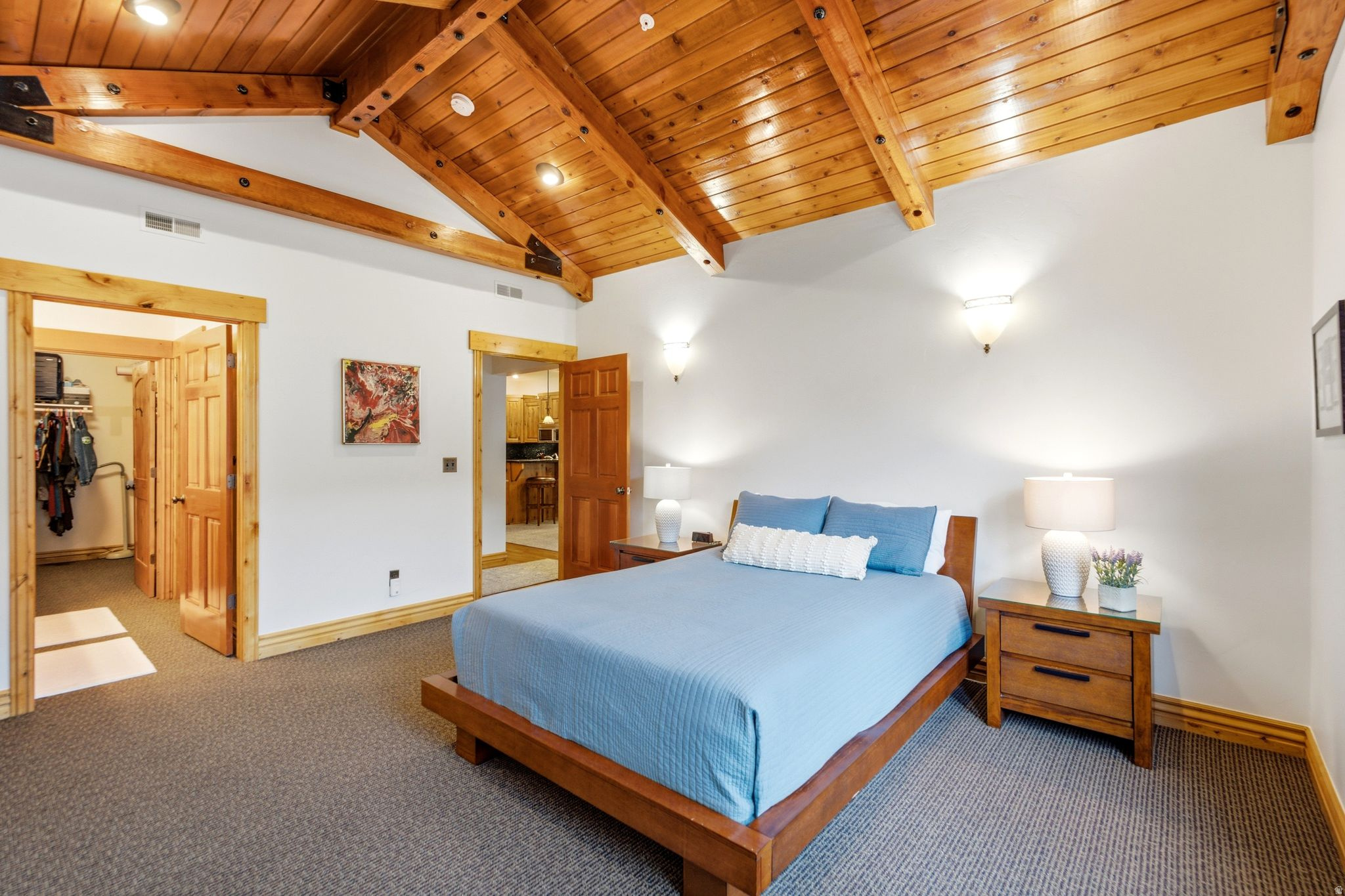 TOWN POINTE CONDOMINIUM - Residential
