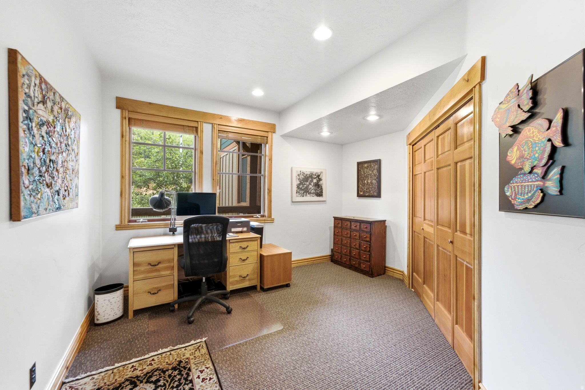 TOWN POINTE CONDOMINIUM - Residential