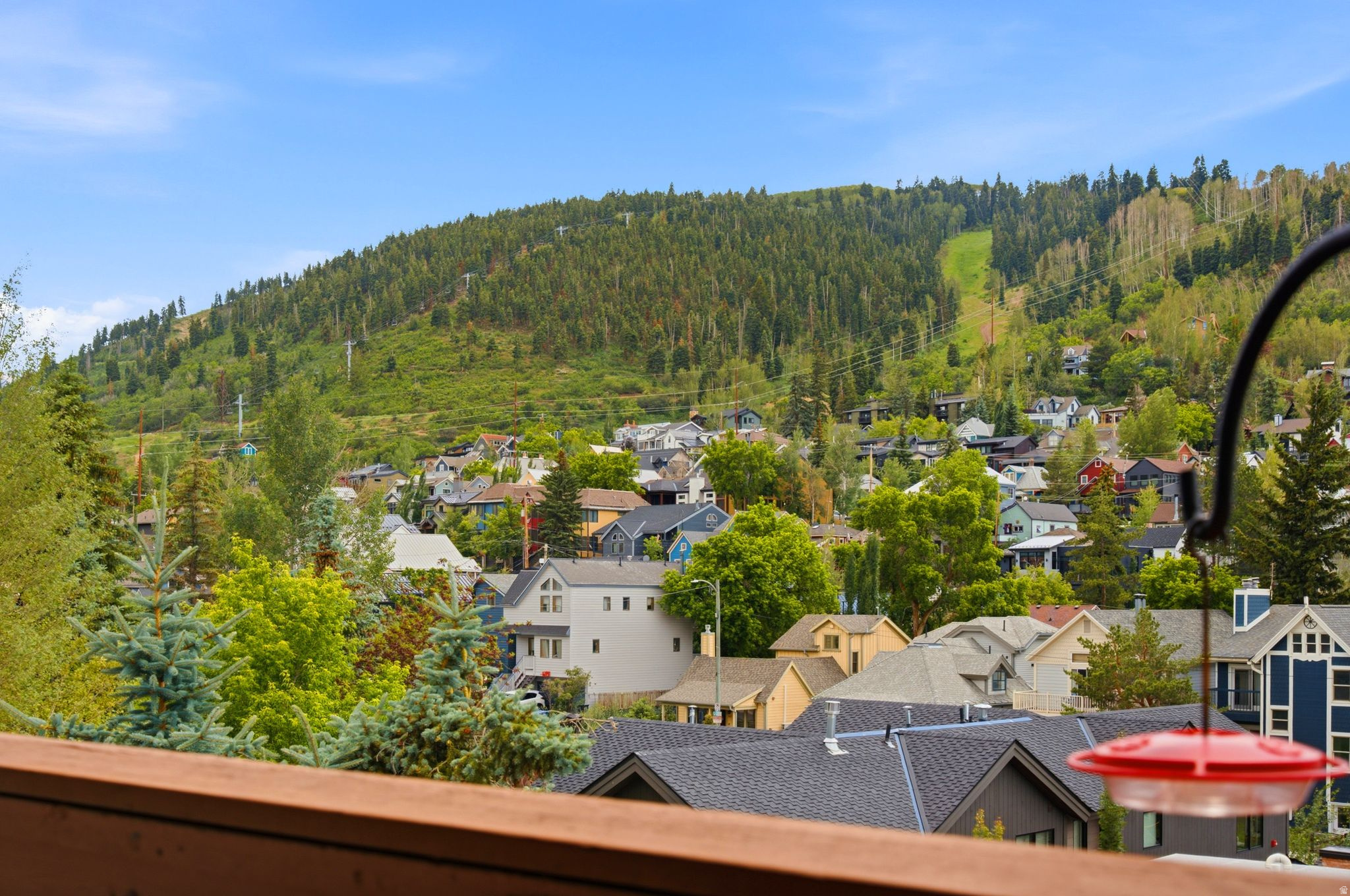 TOWN POINTE CONDOMINIUM - Residential