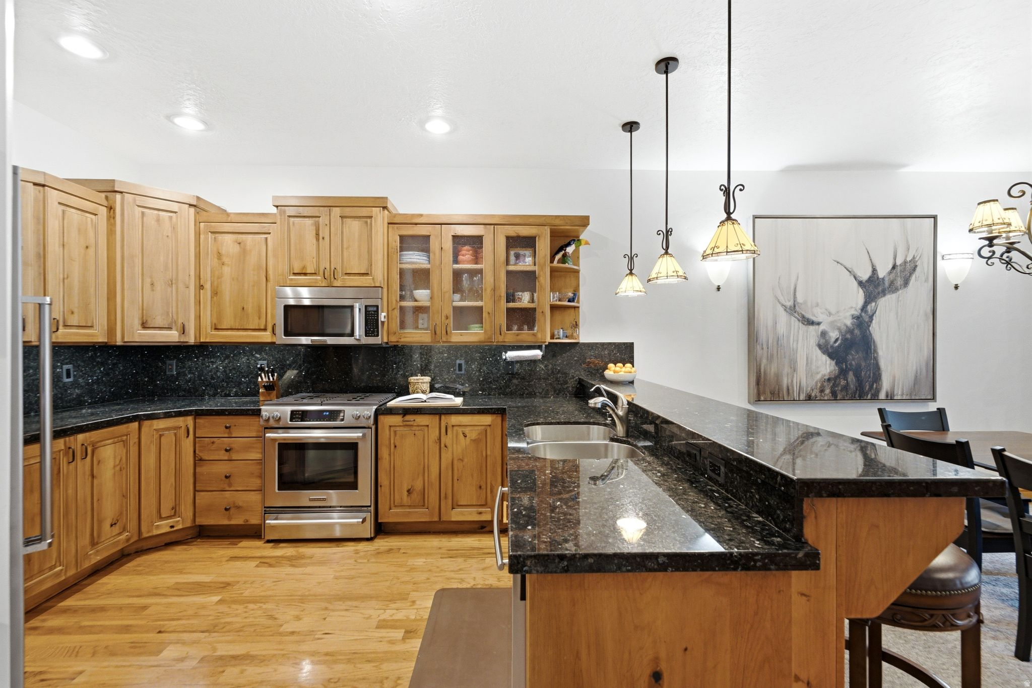 TOWN POINTE CONDOMINIUM - Residential