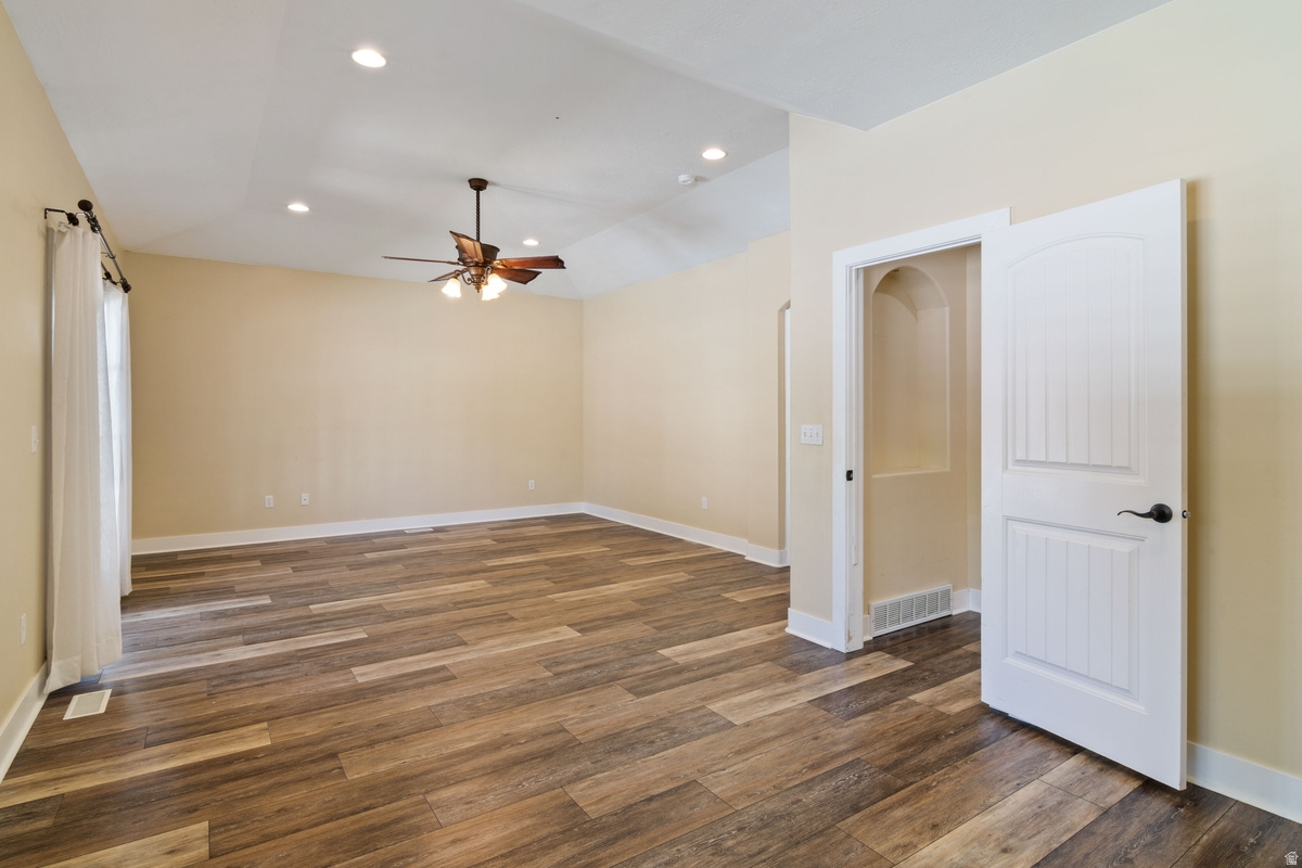 BURGESS PLACE - Residential