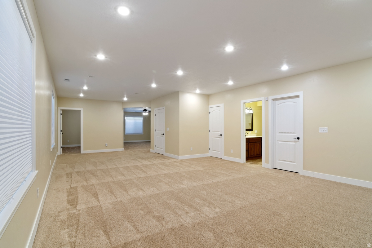 BURGESS PLACE - Residential