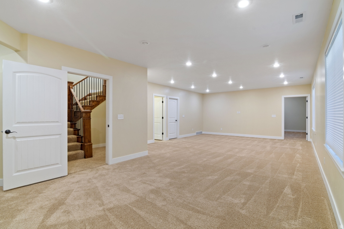 BURGESS PLACE - Residential