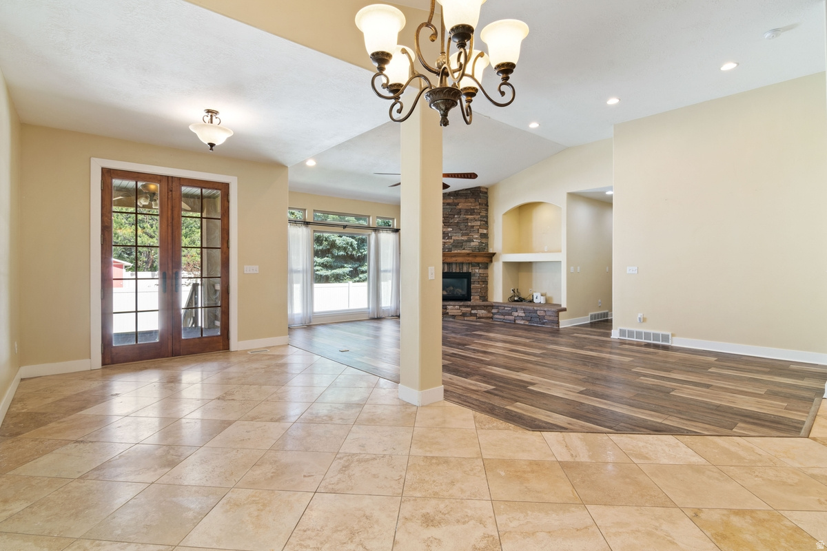 BURGESS PLACE - Residential