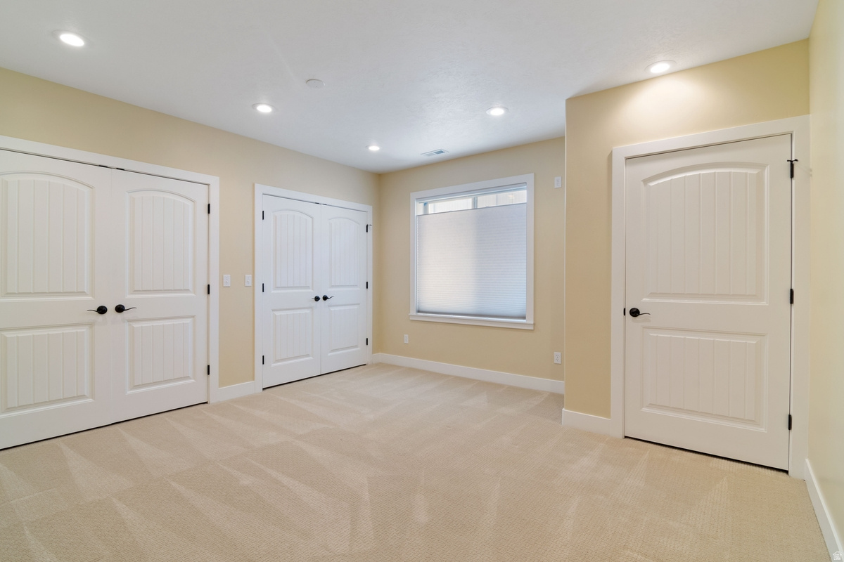 BURGESS PLACE - Residential