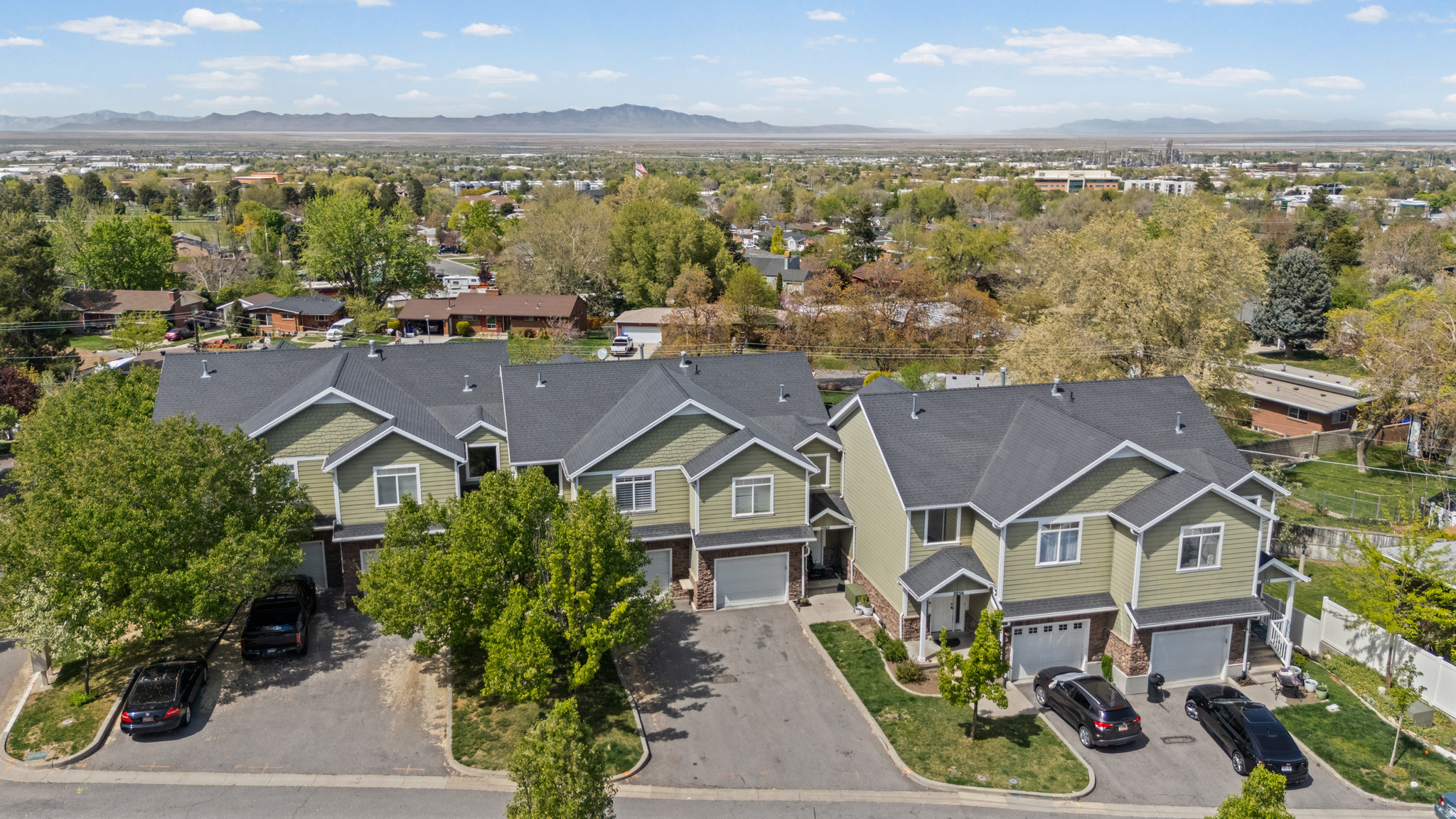 ORCHARD HOLLOW - Residential