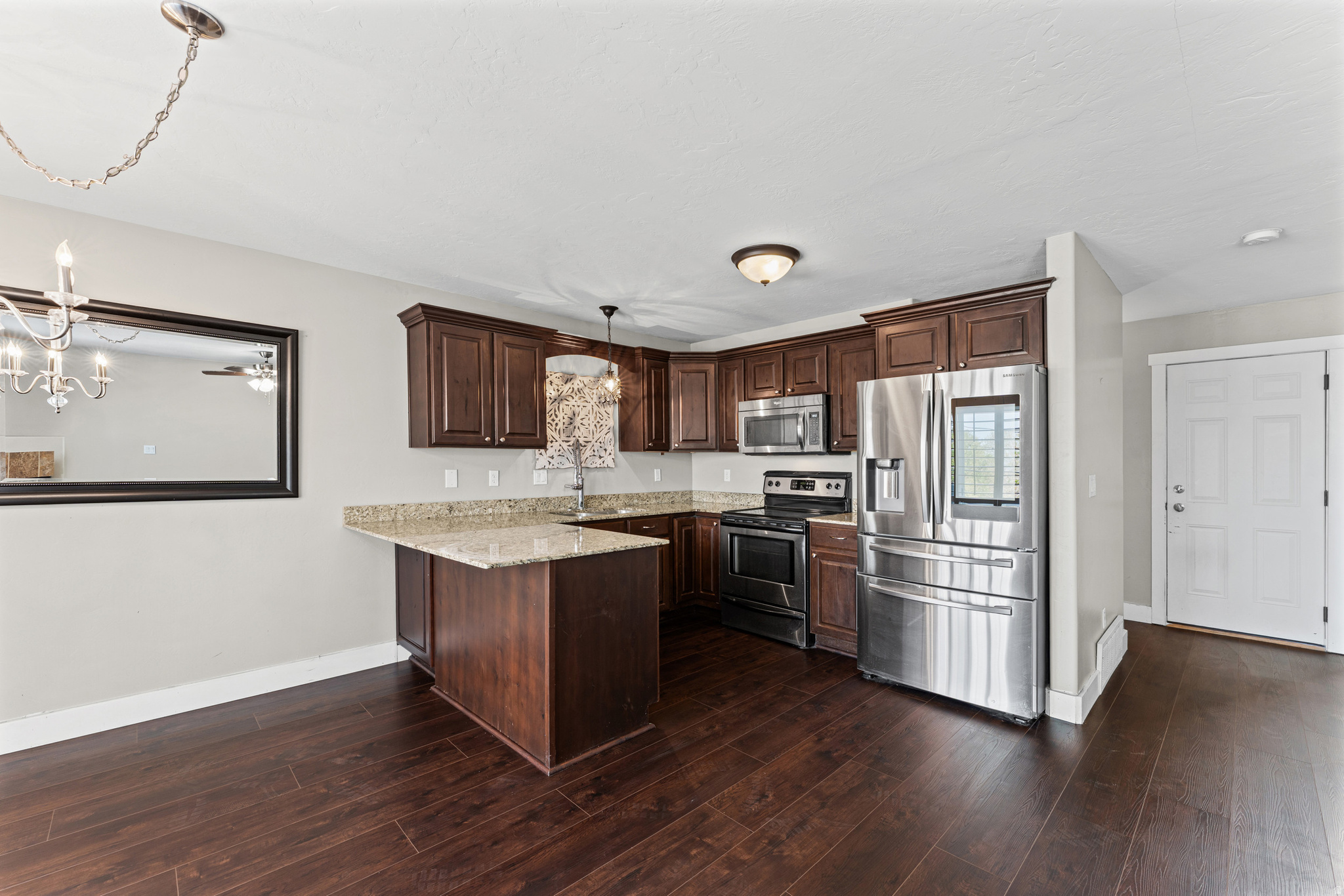 ORCHARD HOLLOW - Residential