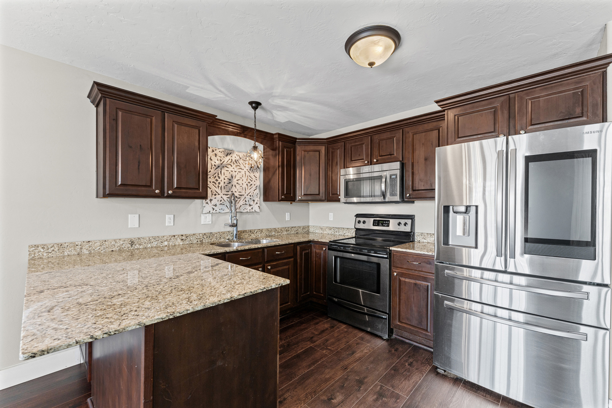 ORCHARD HOLLOW - Residential