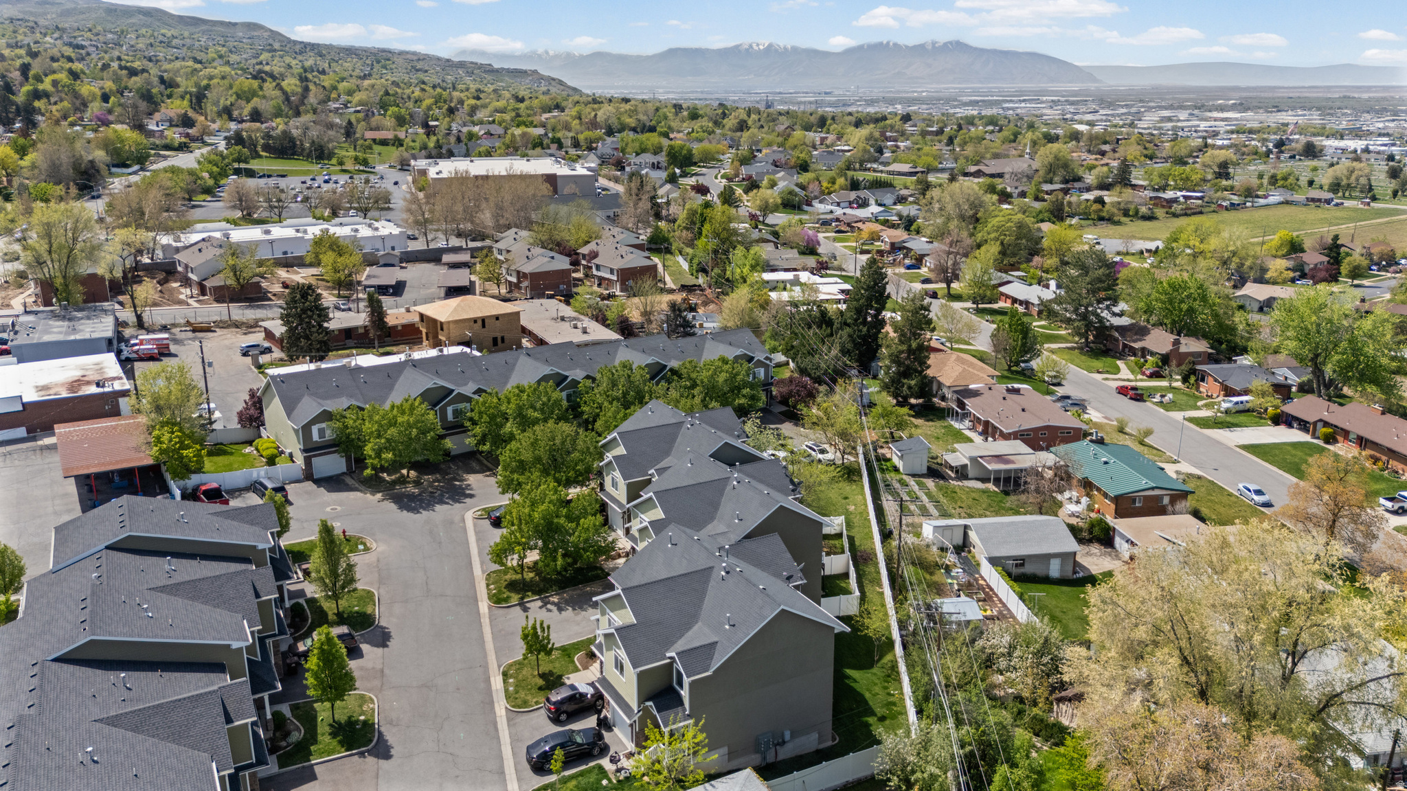 ORCHARD HOLLOW - Residential