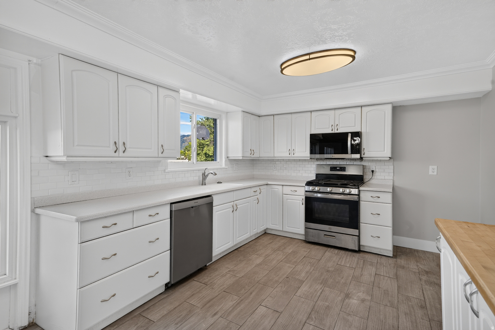 WALDEN HILL - Residential