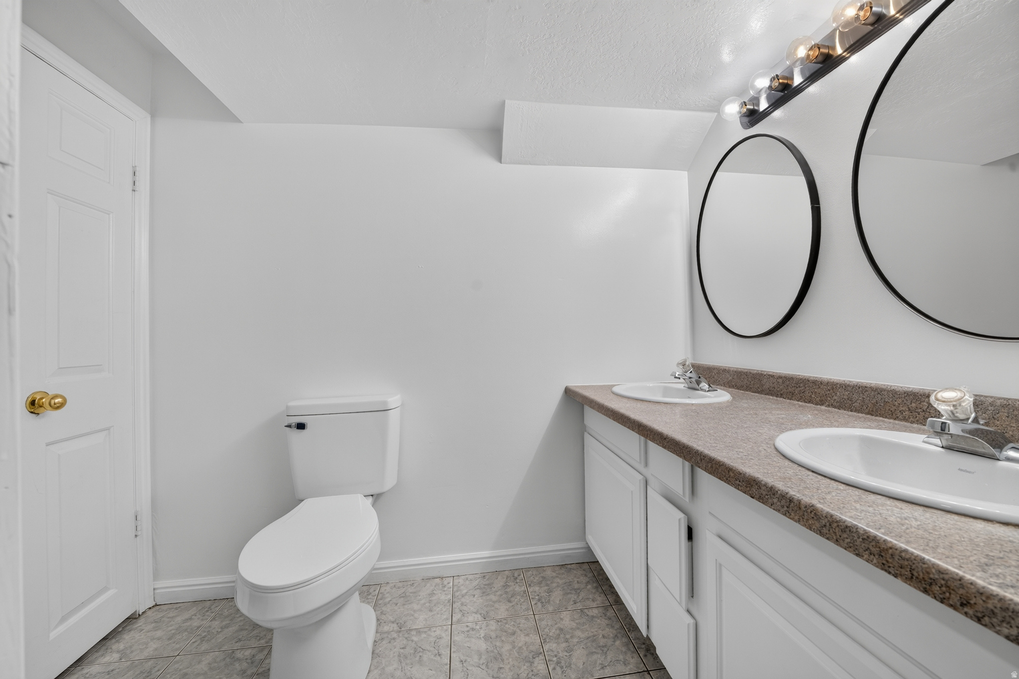 WALDEN HILL - Residential