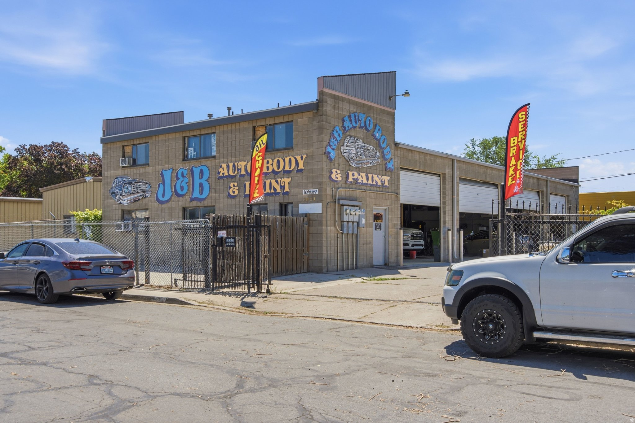 LINCOLN - Commercial Sale