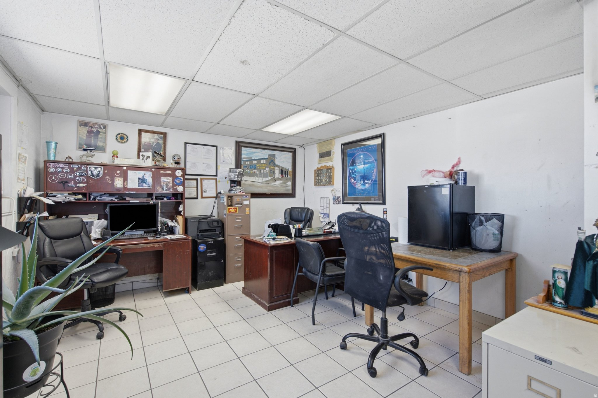 LINCOLN - Commercial Sale
