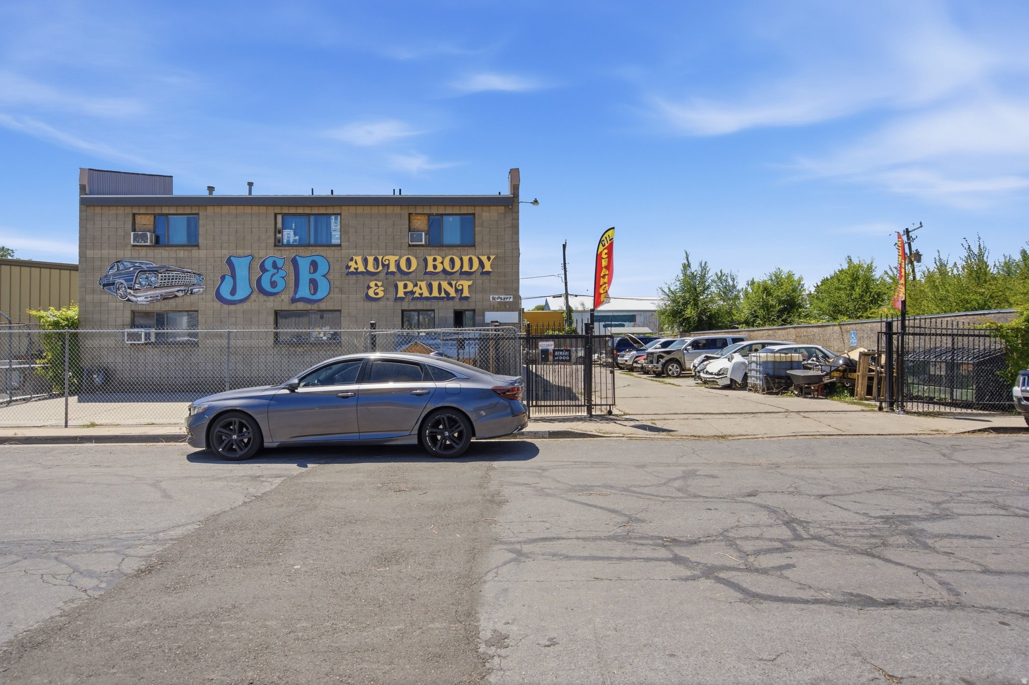 LINCOLN - Commercial Sale