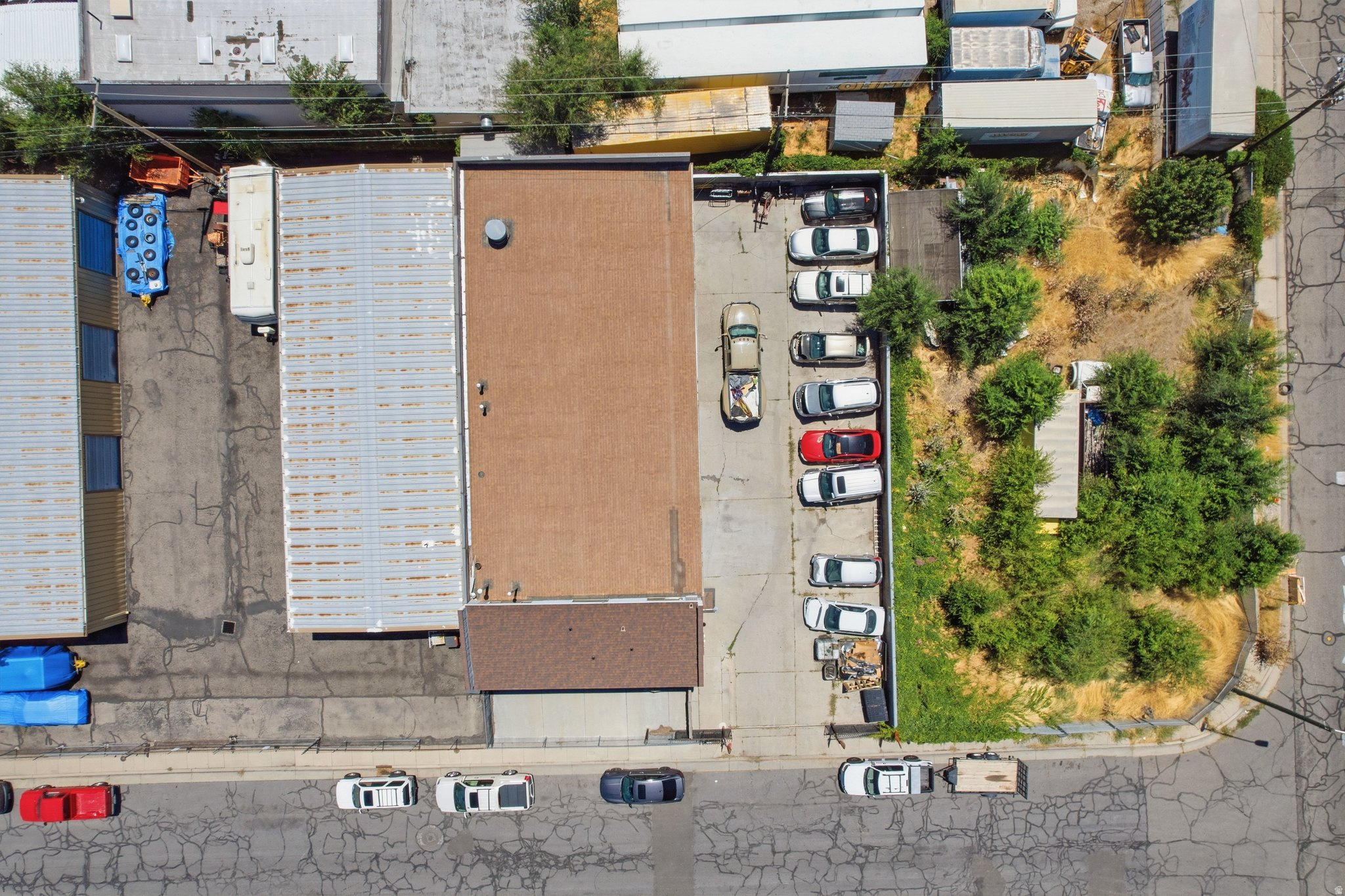 LINCOLN - Commercial Sale