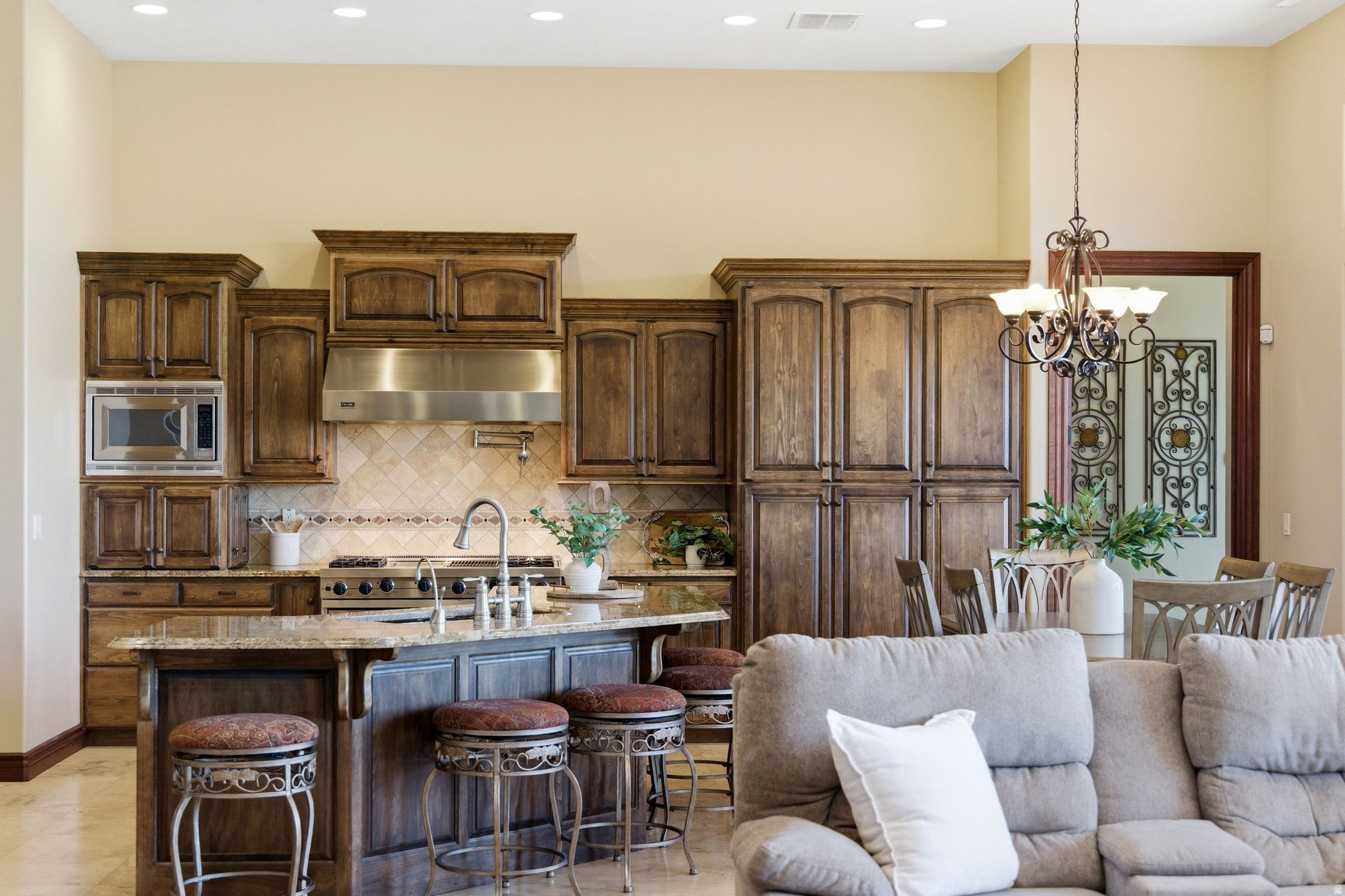 CORAL CANYON 1 - Residential
