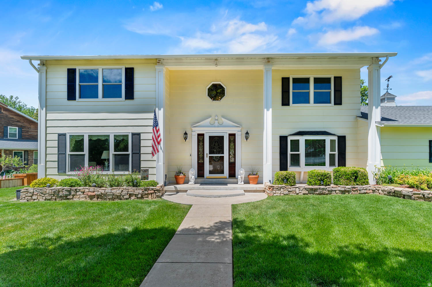 KING CLARION HILLS - Residential