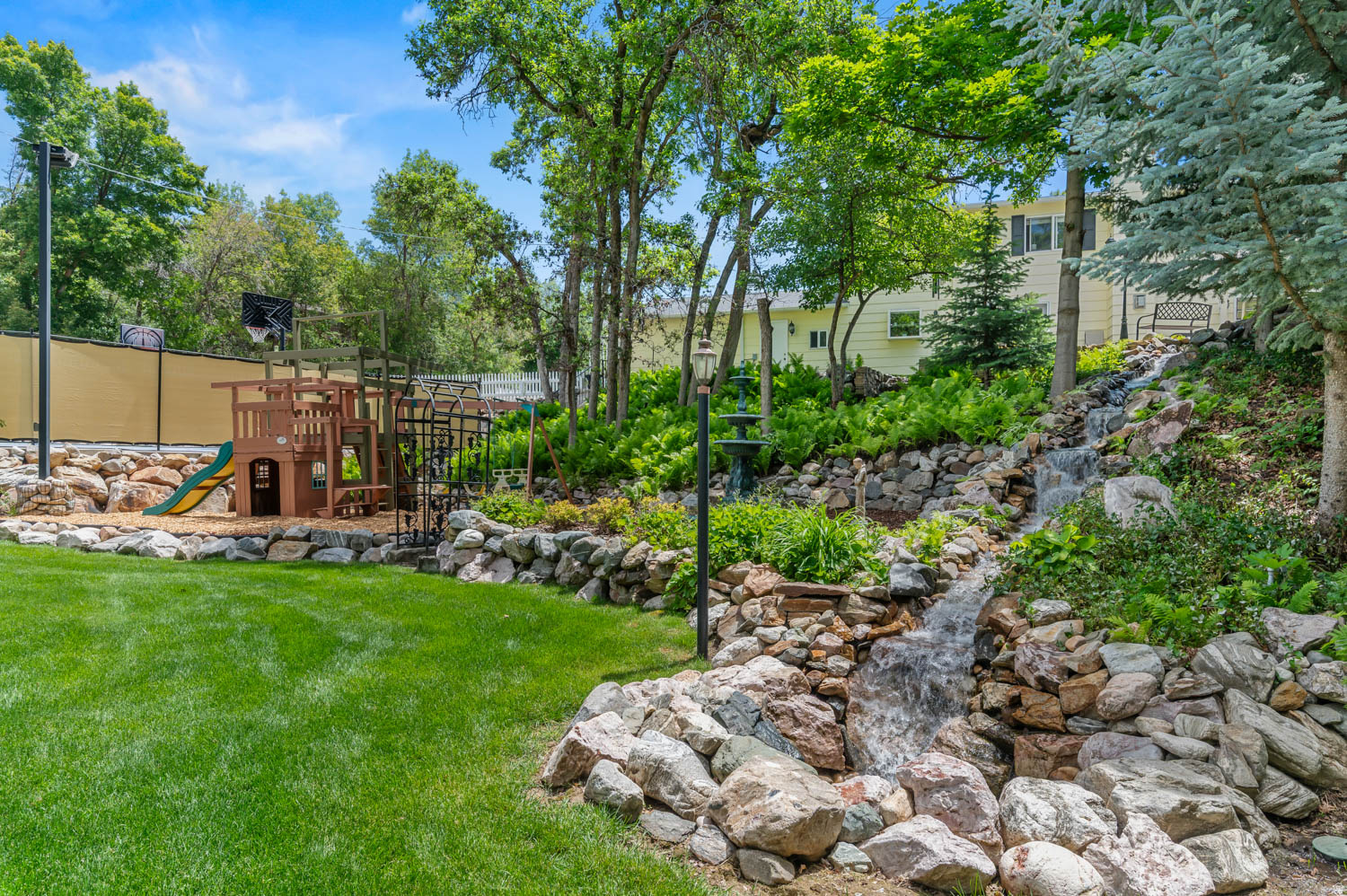 KING CLARION HILLS - Residential