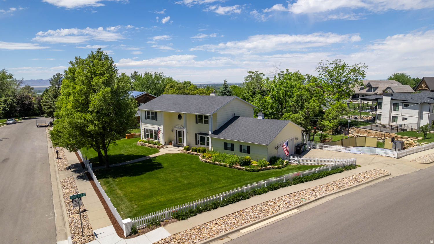 KING CLARION HILLS - Residential