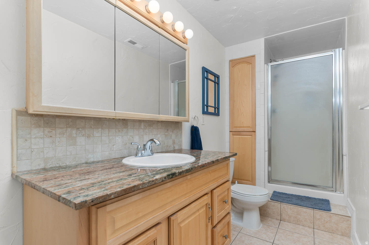 KING CLARION HILLS - Residential