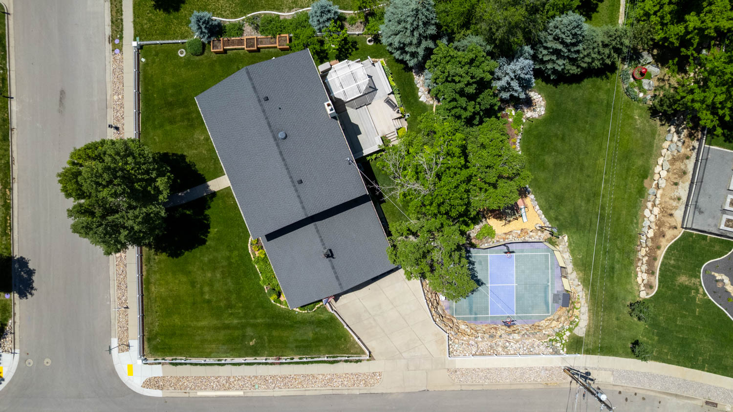 KING CLARION HILLS - Residential