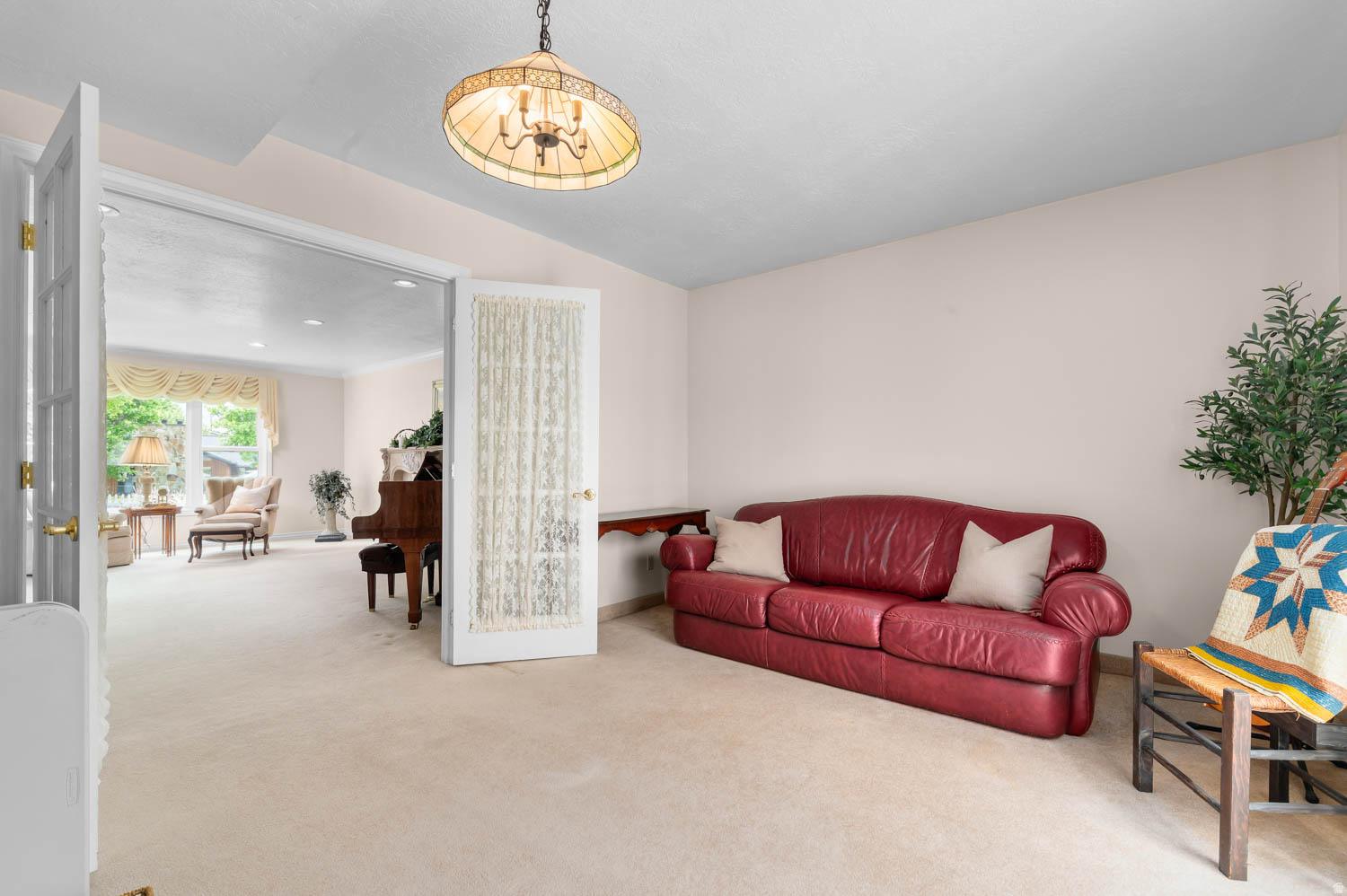 KING CLARION HILLS - Residential