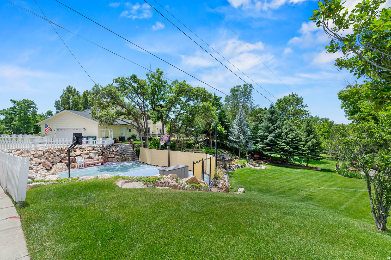 KING CLARION HILLS - Residential