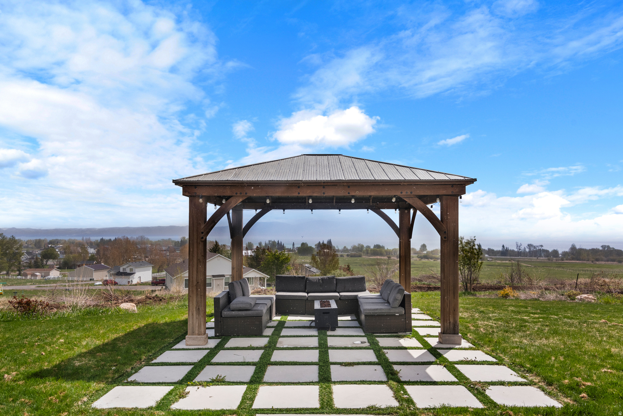 BUTTERCUP ESTATE - Residential