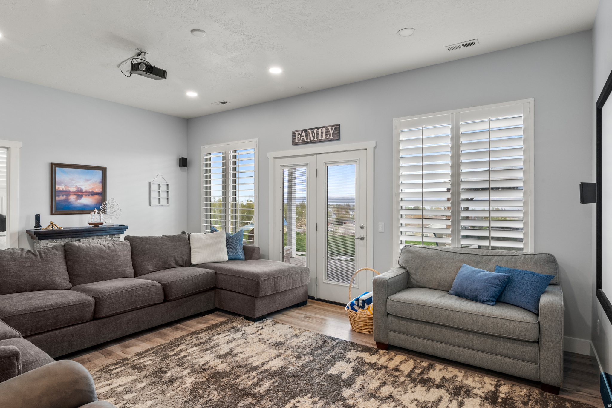BUTTERCUP ESTATE - Residential