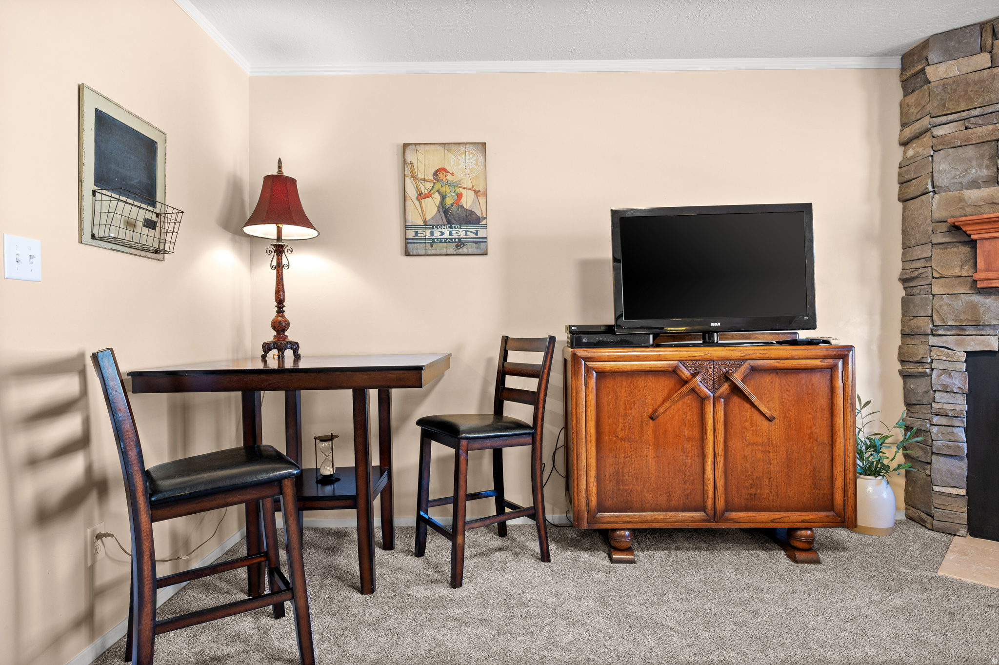 WOLF LODGE CONDOMINIUMS - Residential