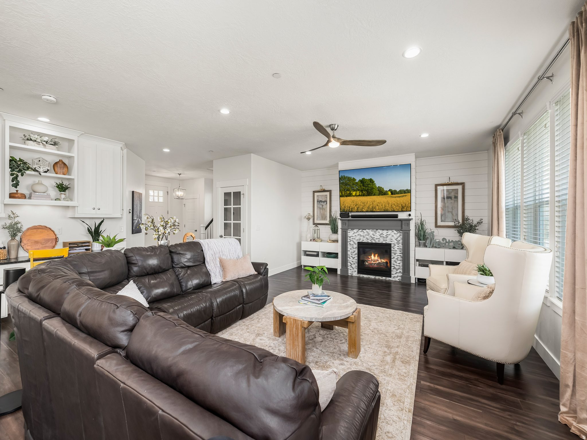 HARRISON HEIGHTS - Residential