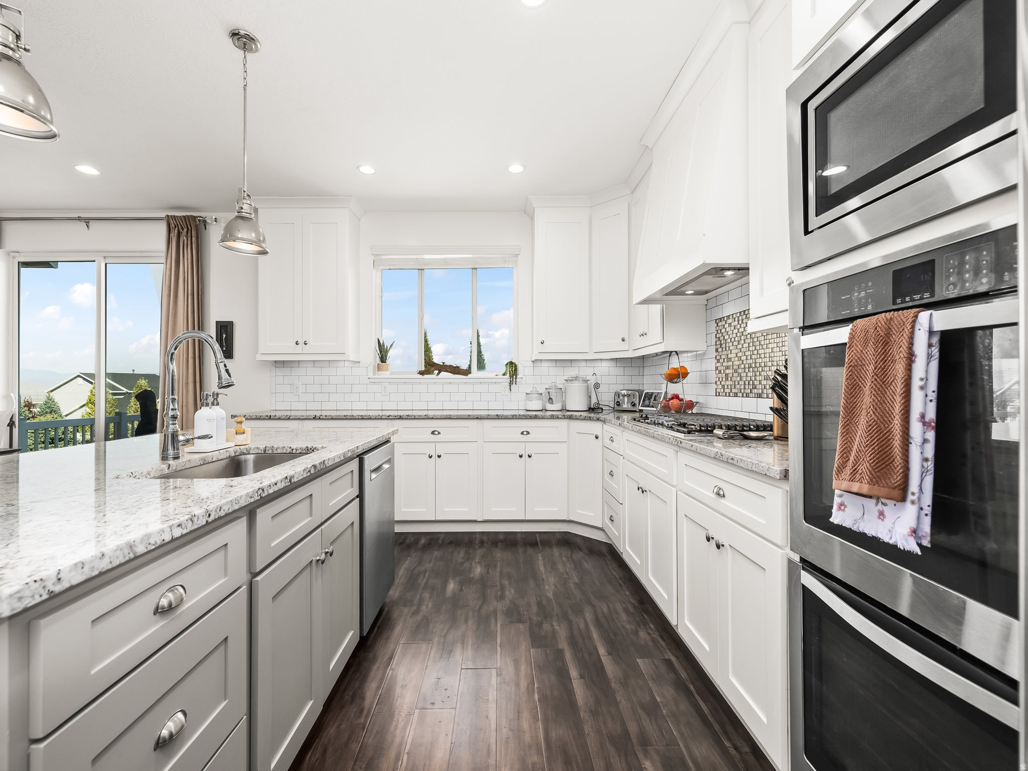 HARRISON HEIGHTS - Residential