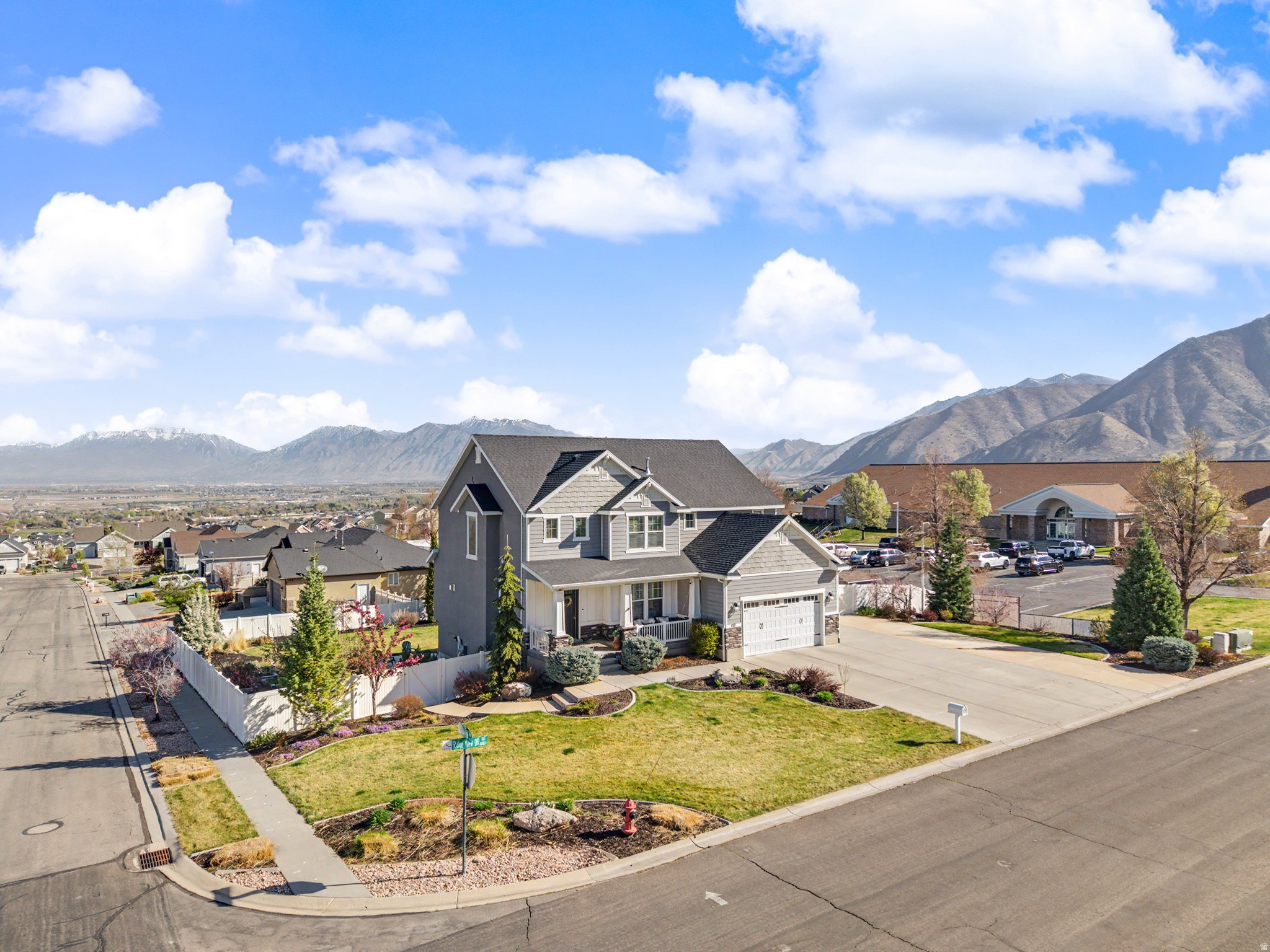 HARRISON HEIGHTS - Residential